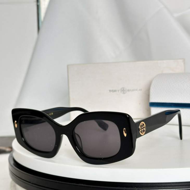 Picture of Jimmy Choo Sunglasses _SKUfw71367769fw